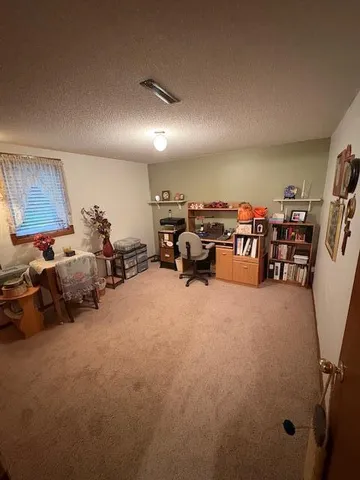 $199,900 | 1200 Crestview Road, Albert Lea, MN 56007