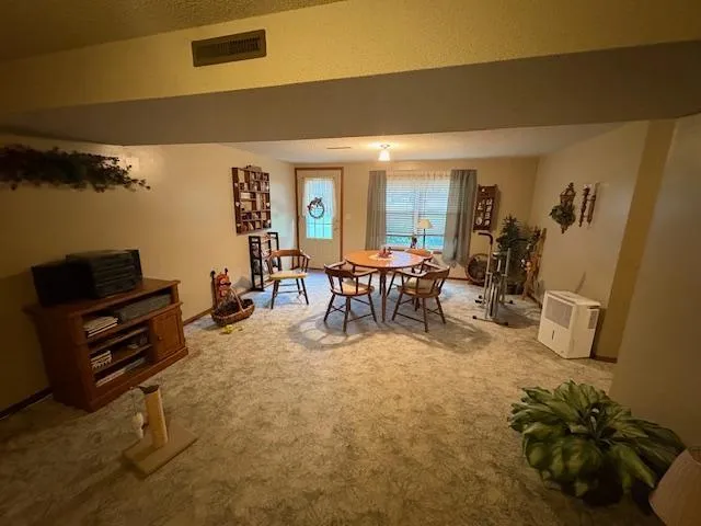 $199,900 | 1200 Crestview Road, Albert Lea, MN 56007