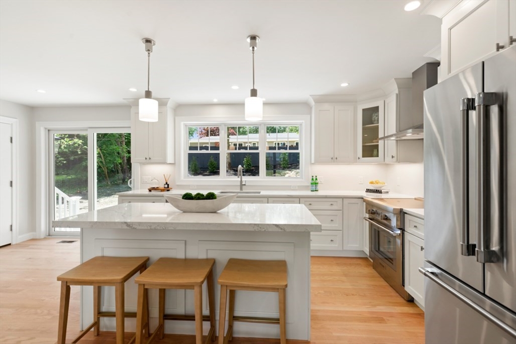 6 Longbow Road Lynnfield, MA 01940 - Photo 21 of 36