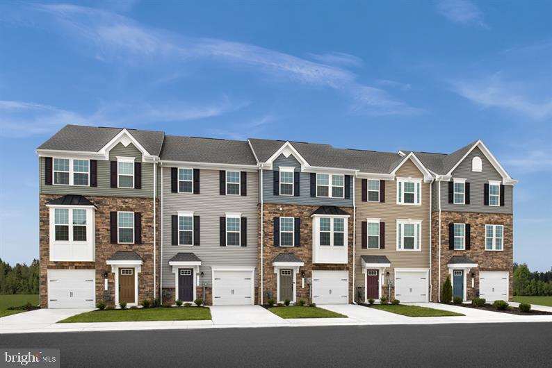 112 Drydock Way, Unit B Brooklyn, MD 21225 - Photo 1 of 16