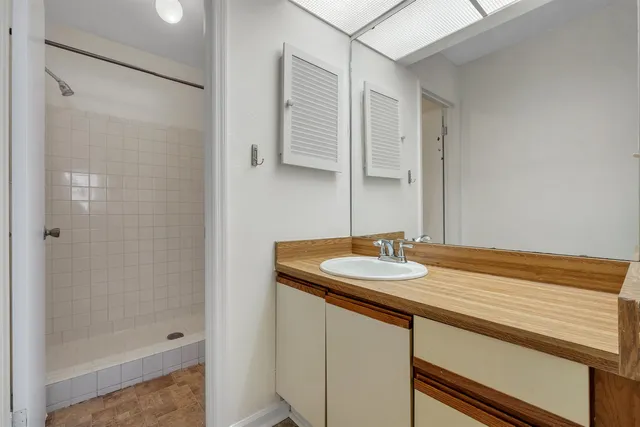 $115,000 | 1571 Stone Road, Unit 2A, Tallahassee, FL 32303