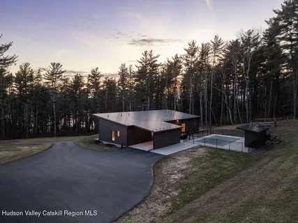 $1,350,000 | 501 Birch Lane, Craryville, NY 12521