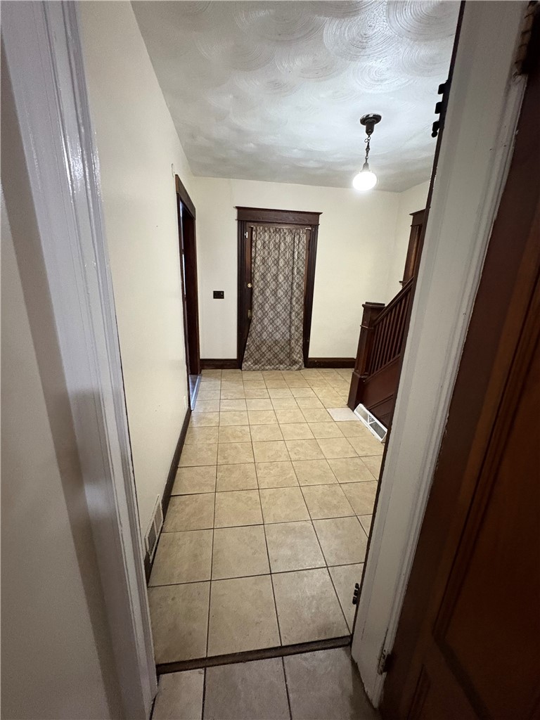 235 Electric Avenue Rochester, NY 14613 - Photo 11 of 12