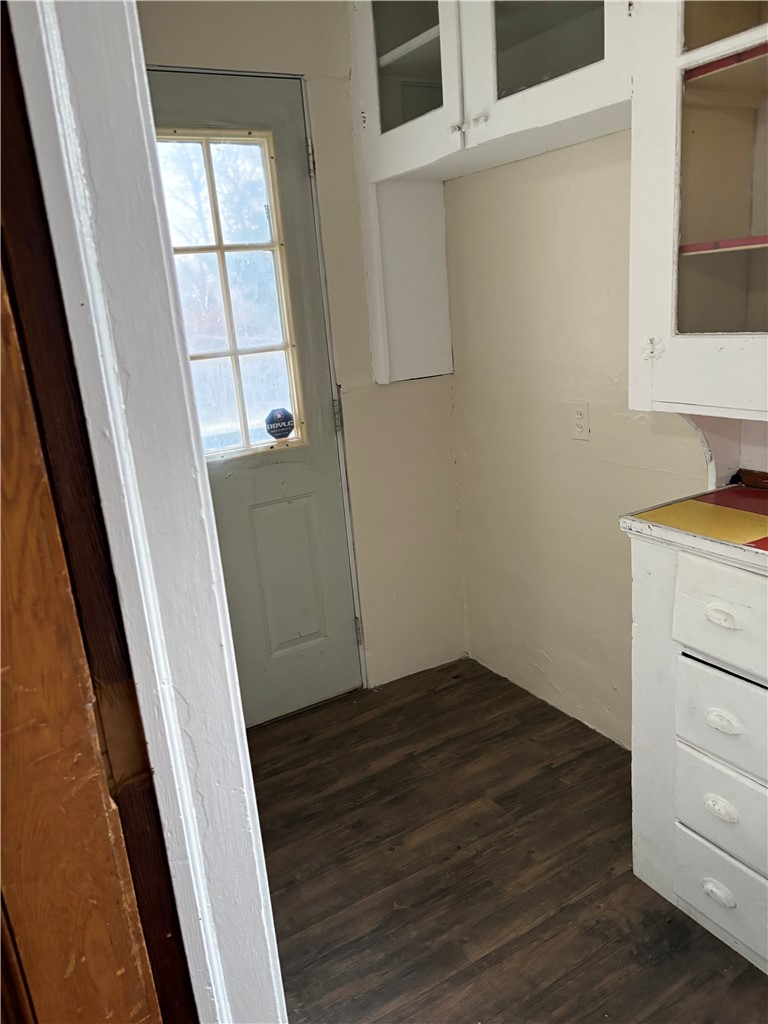235 Electric Avenue Rochester, NY 14613 - Photo 9 of 12