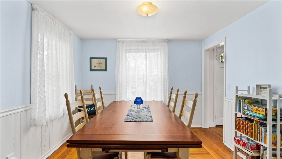145 Massasoit Drive Warwick, RI 02888 - Photo 18 of 50