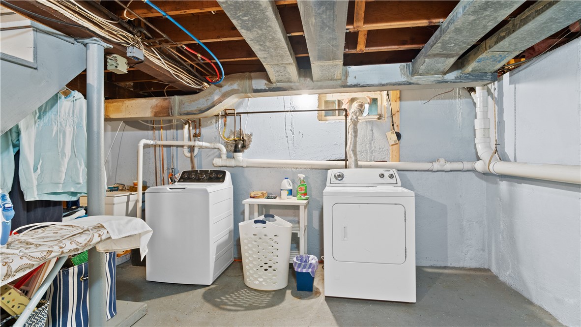 145 Massasoit Drive Warwick, RI 02888 - Photo 34 of 50