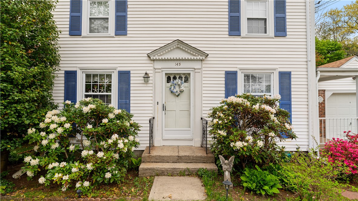 145 Massasoit Drive Warwick, RI 02888 - Photo 5 of 50