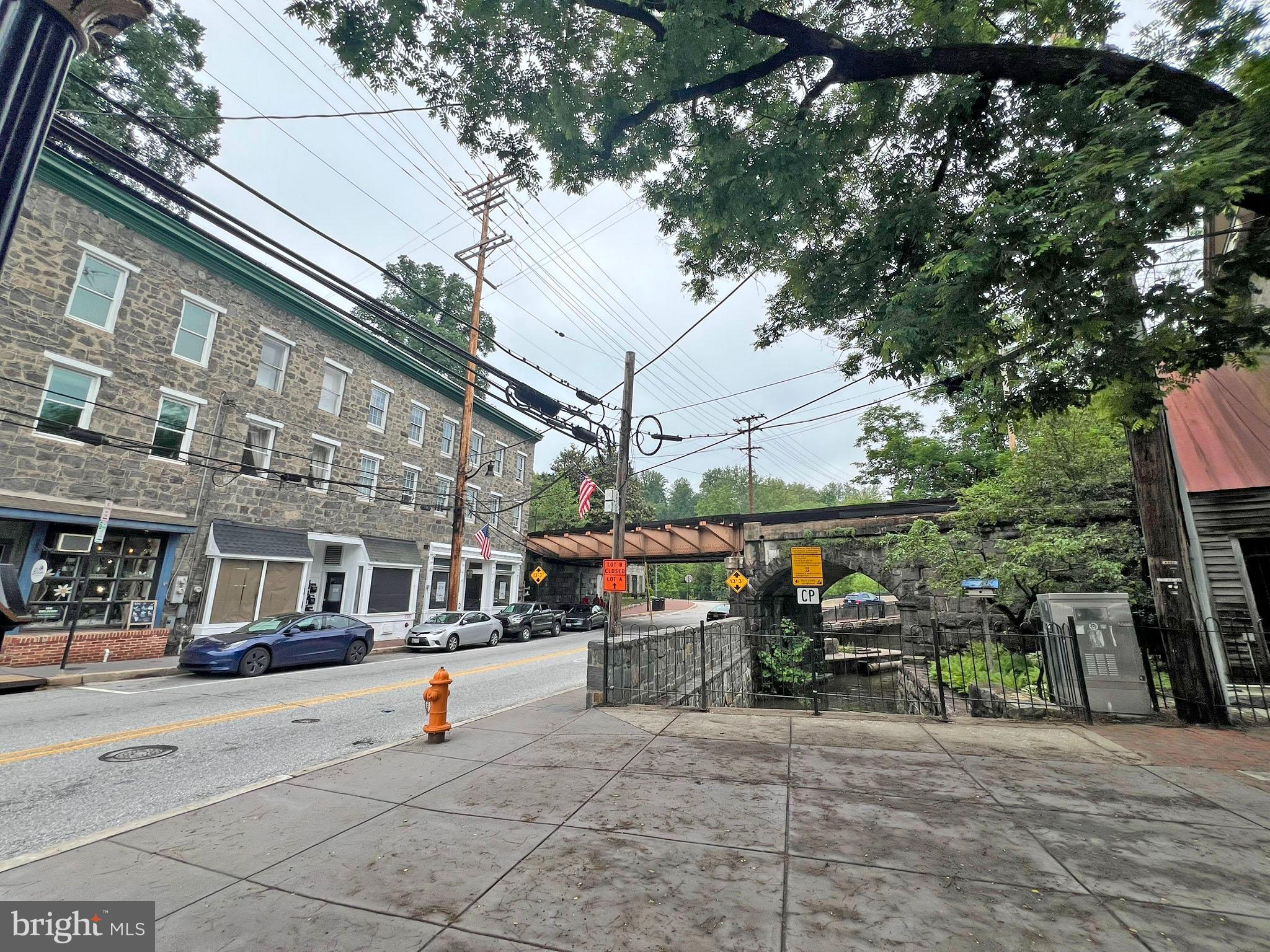 8511 Frederick Road Ellicott City, MD 21043 - Photo 33 of 36 a view of street with sitting area