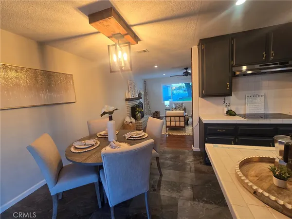 $3,400 | 607 Sixth Street, Norco, CA 92860