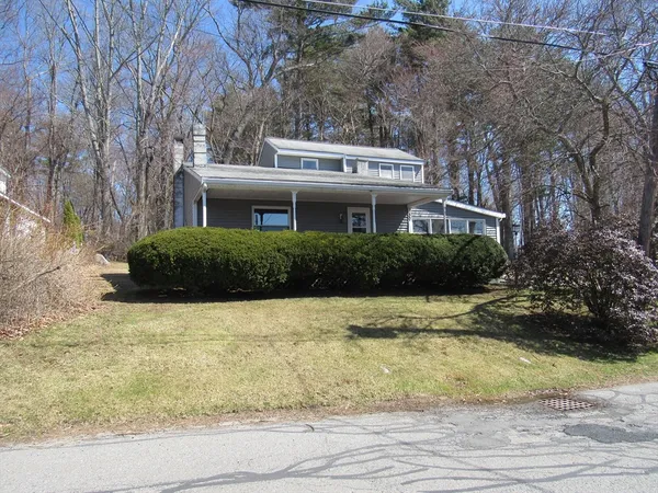 $350,000 | 30 Taft Avenue, Mendon, MA 01756