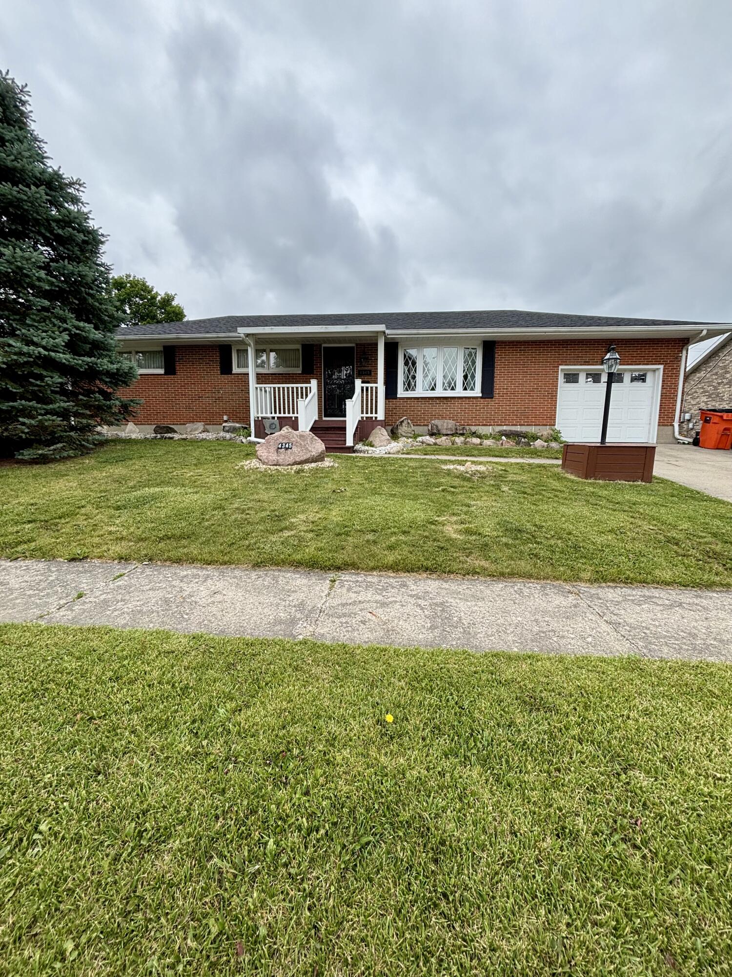 4345 Tulane Road Springfield, OH 45503 - Photo 2 of 13