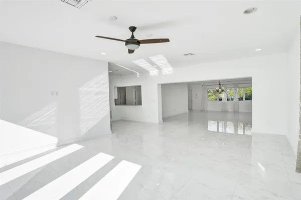 $12,000 | 26 Cayuga Road, Sea Ranch Lakes, FL 33308