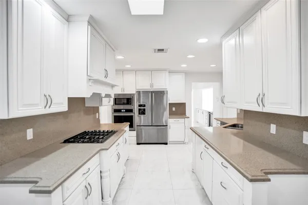 $12,000 | 26 Cayuga Road, Sea Ranch Lakes, FL 33308