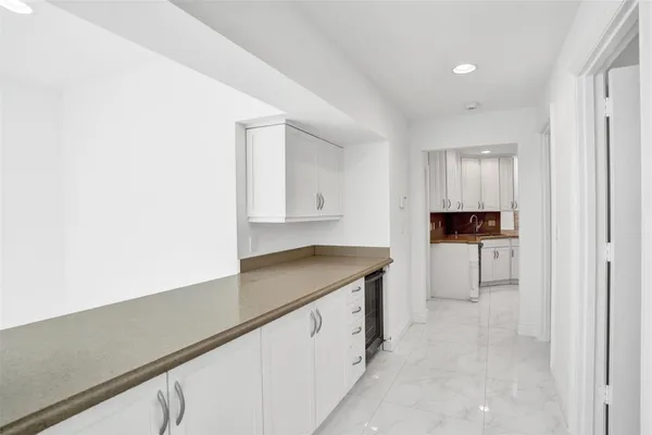 $12,000 | 26 Cayuga Road, Sea Ranch Lakes, FL 33308