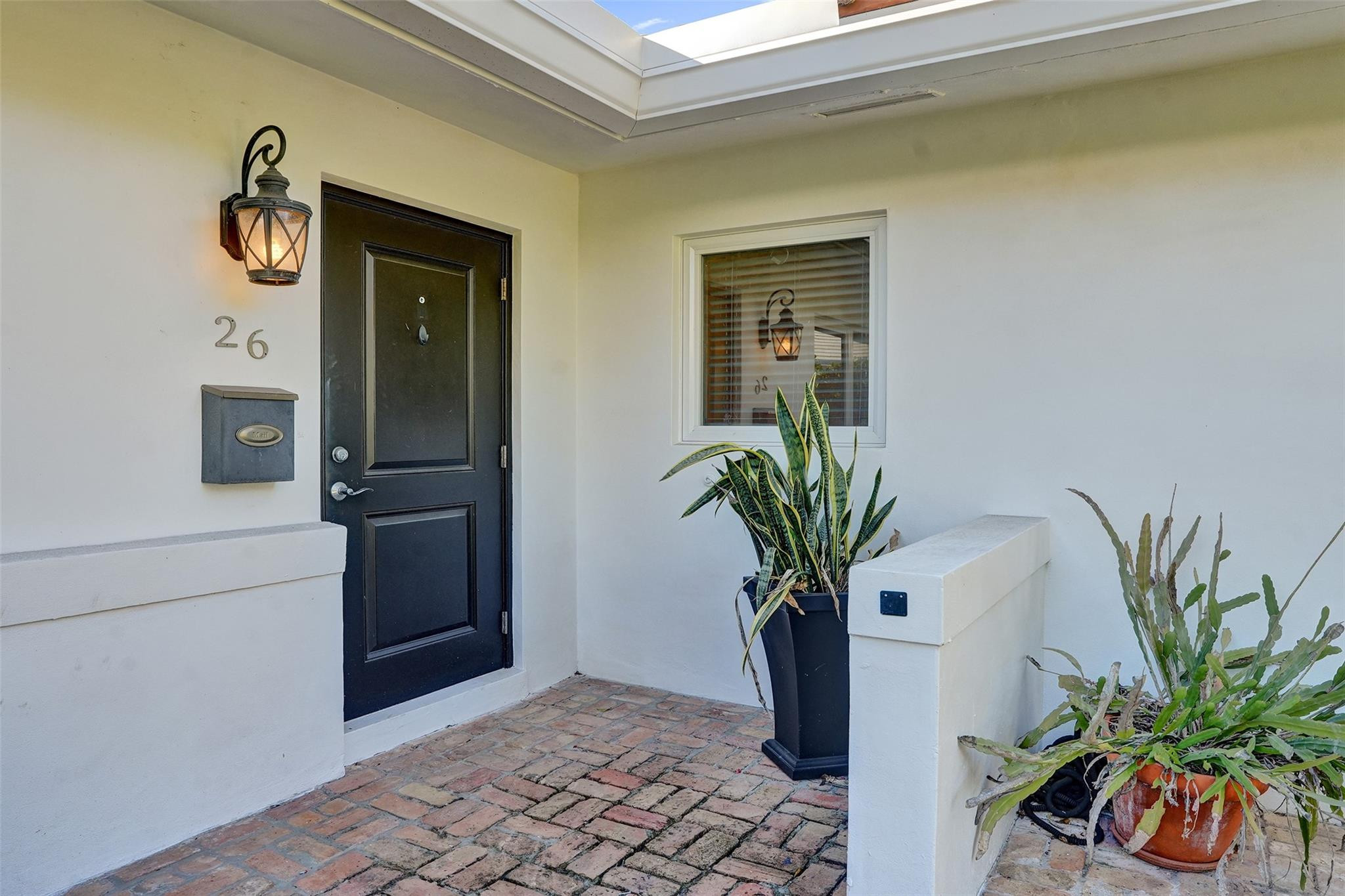 26 Cayuga Road Sea Ranch Lakes, FL 33308 - Photo 8 of 36 Photo 8