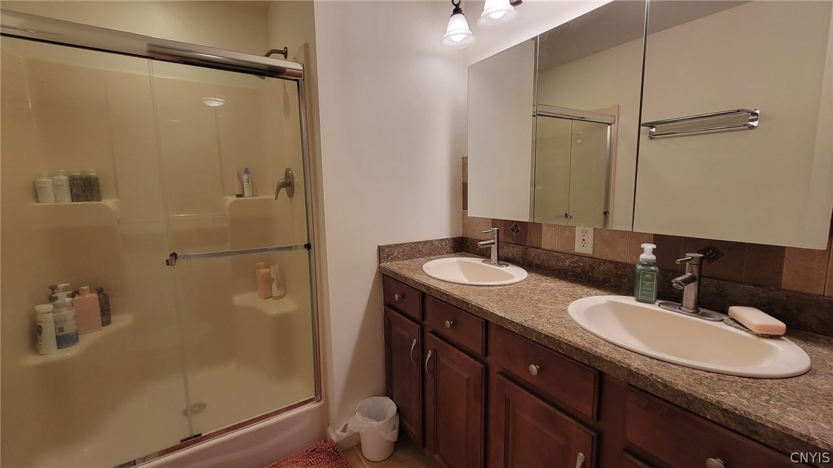 229 Gulf Hill Road Dryden, NY 13068 - Photo 15 of 27 Primary bath