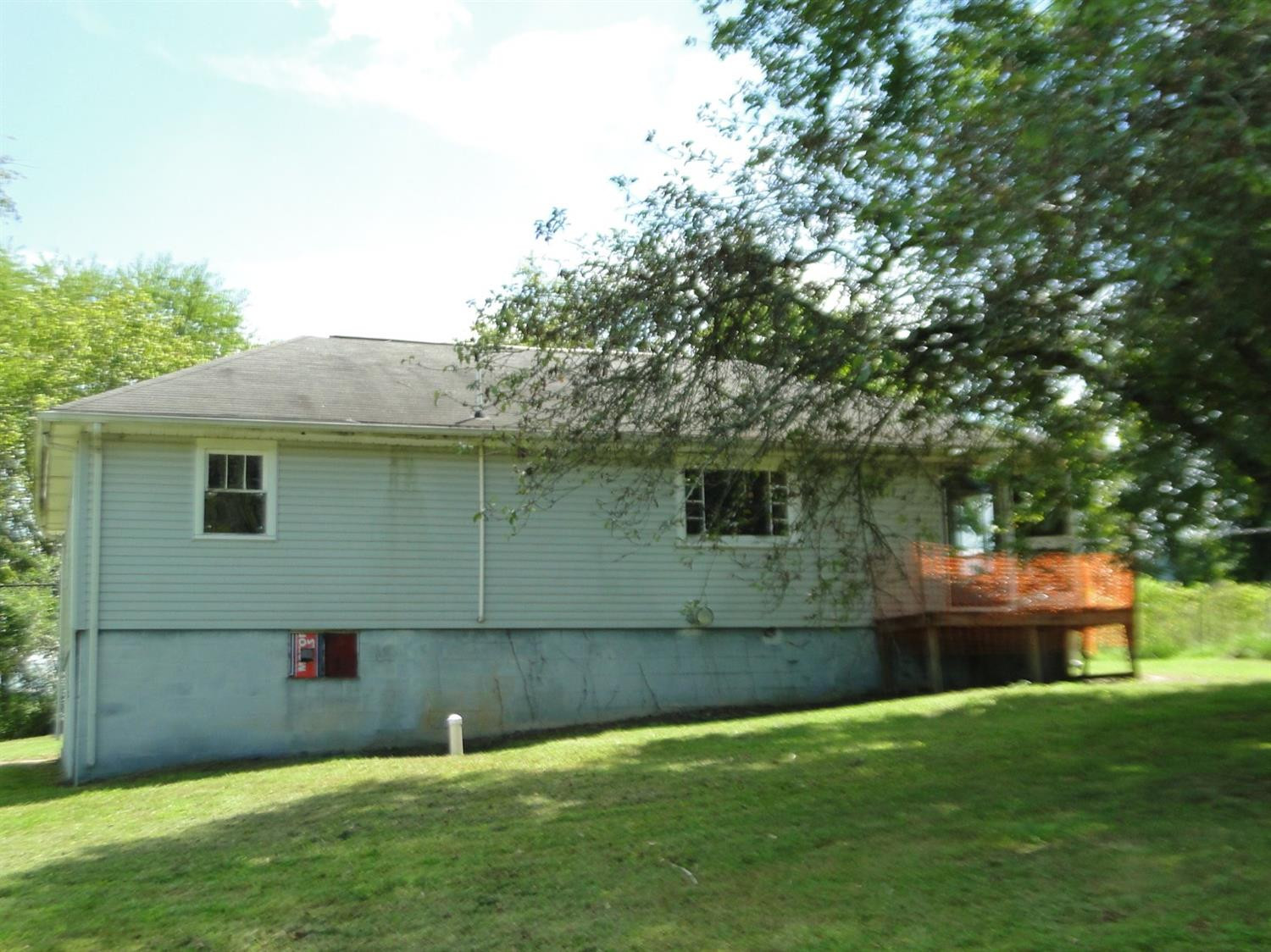 895 Ellison Bend Road Williamsburg, KY 40769 - Photo 3 of 10 Photo 3