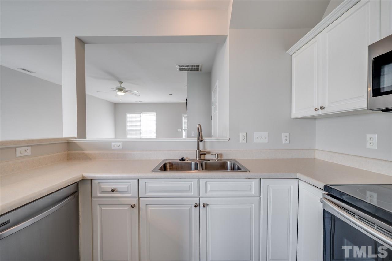 8316 Tierra Del Sol Way Raleigh, NC 27616 - Photo 8 of 21 Gallery Image 8