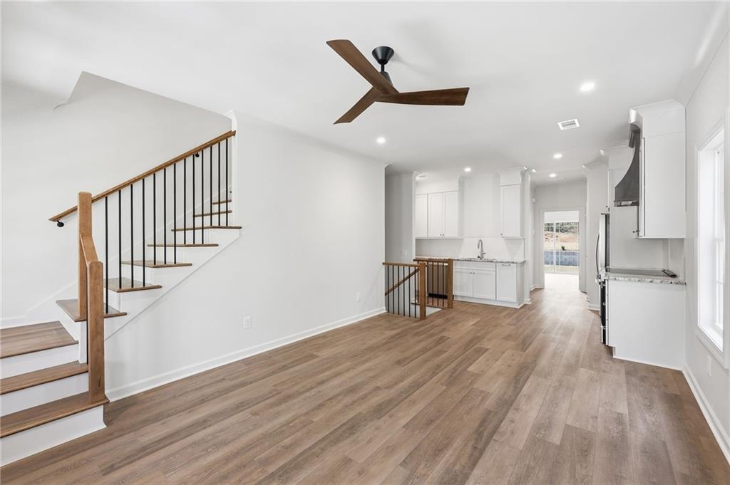 1123 Riverside Terrace Gainesville, GA 30501 - Photo 12 of 37