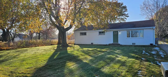 $1,650 | 10016 3rd Avenue, Pleasant Prairie, WI 53158