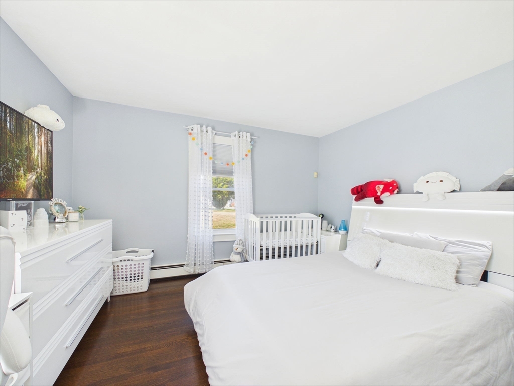 1193 New Boston Road Fall River, MA 02720 - Photo 16 of 31