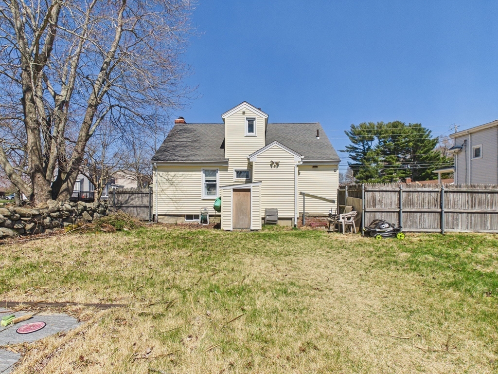 1193 New Boston Road Fall River, MA 02720 - Photo 24 of 31