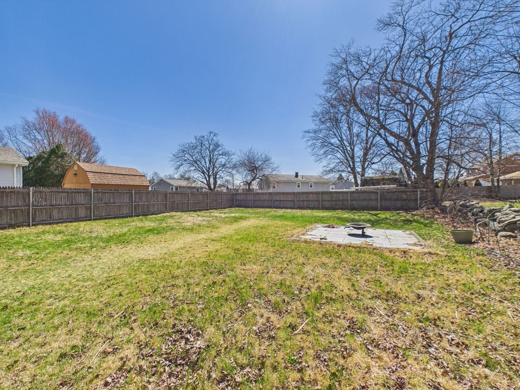 1193 New Boston Road Fall River, MA 02720 - Photo 26 of 31