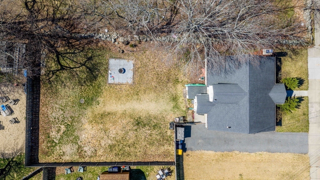 1193 New Boston Road Fall River, MA 02720 - Photo 27 of 31