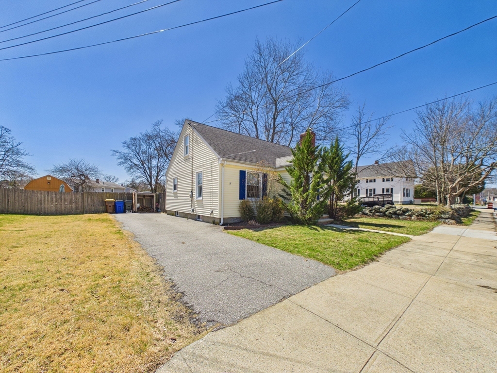 1193 New Boston Road Fall River, MA 02720 - Photo 28 of 31