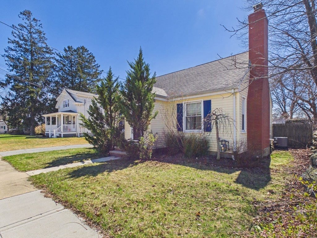 1193 New Boston Road Fall River, MA 02720 - Photo 30 of 31