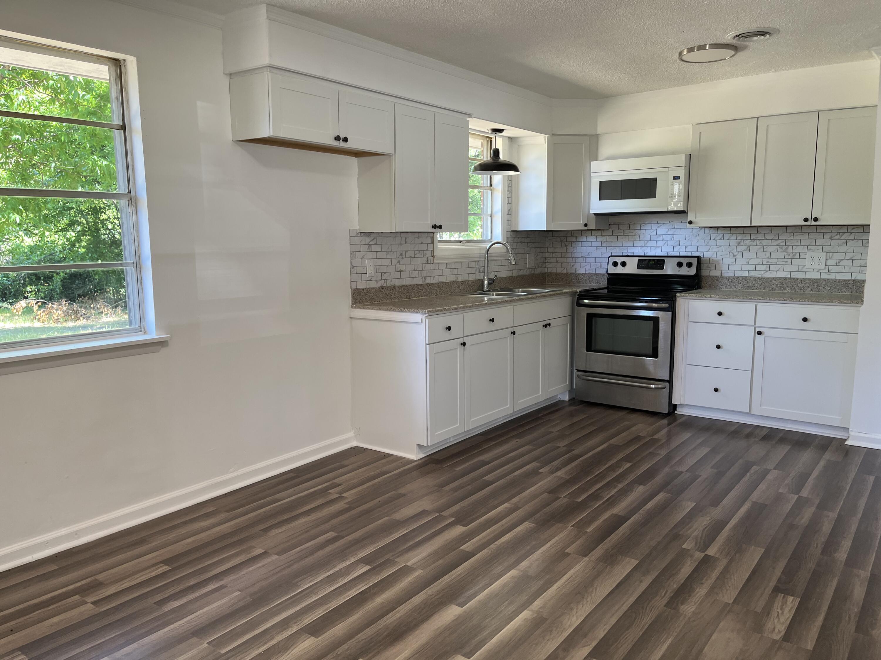 134 South Belair Road Augusta, GA 30907 - Photo 13 of 26 belair kitchen from dining