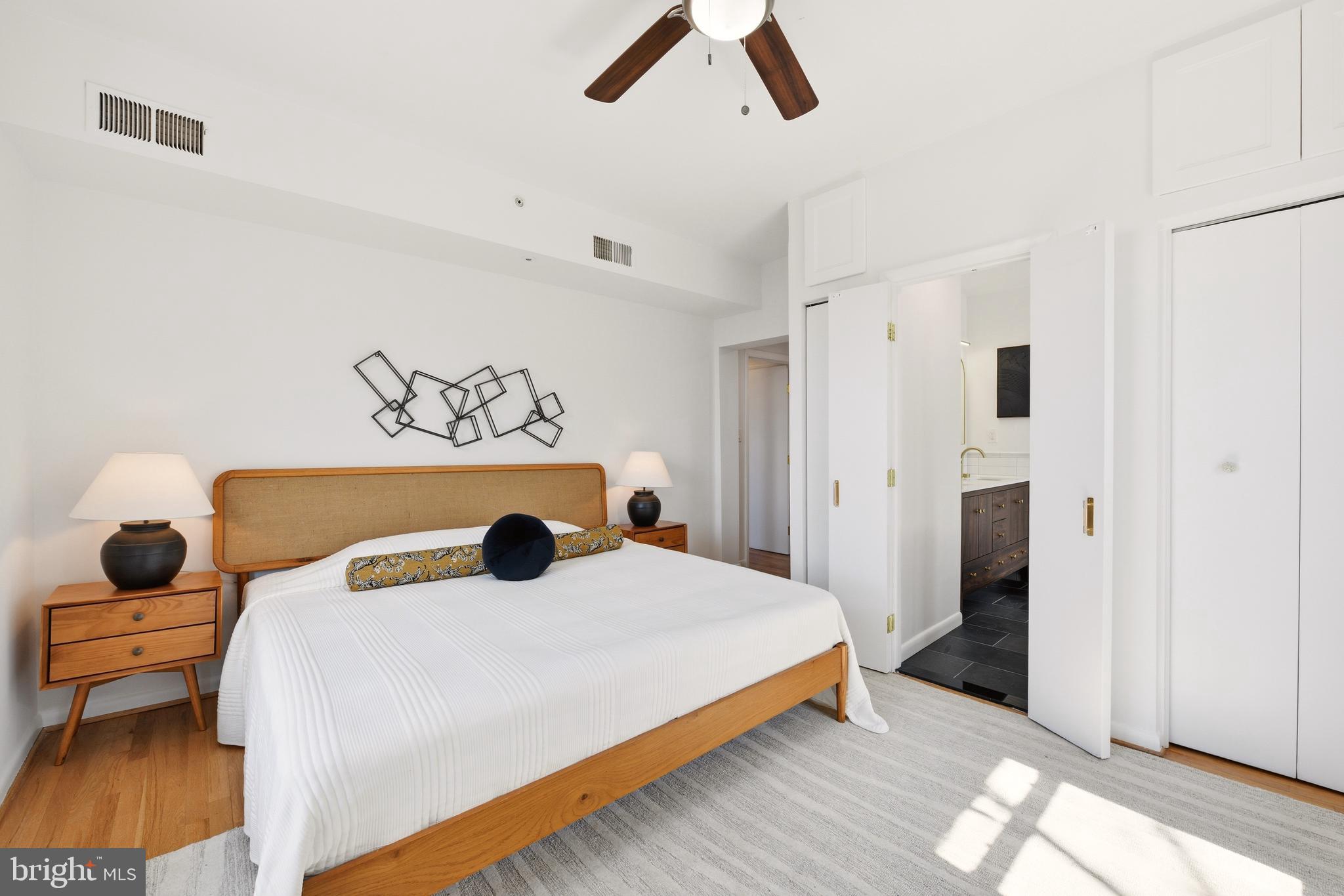 2633 Adams Mill Road Northwest, Unit 402 Washington, DC 20009 - Photo 31 of 40