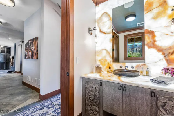 $7,995,000 | 40 County Road, Tabernash, CO 80478