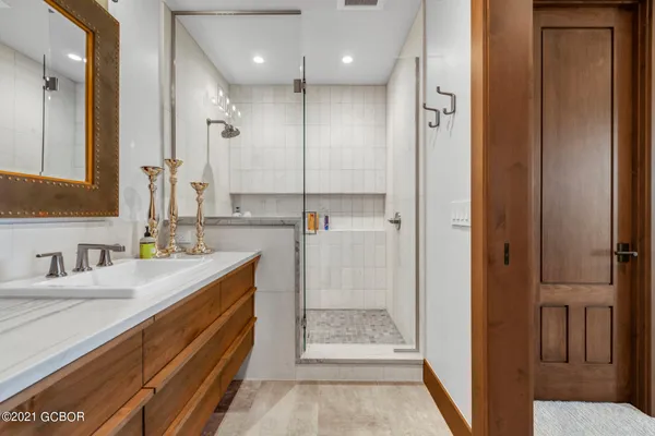 $7,995,000 | 40 County Road, Tabernash, CO 80478