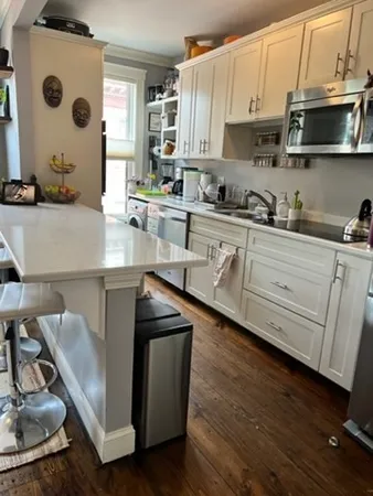 $2,650 | 4 Centre Place, Unit 3, Boston, MA 02119