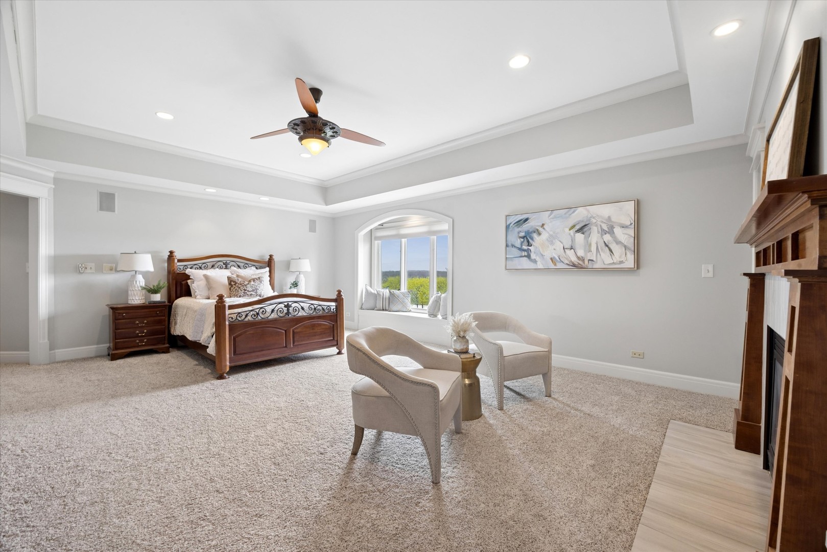 521 River Ridge Drive St. Charles, IL 60175 - Photo 17 of 46 a living room with furniture