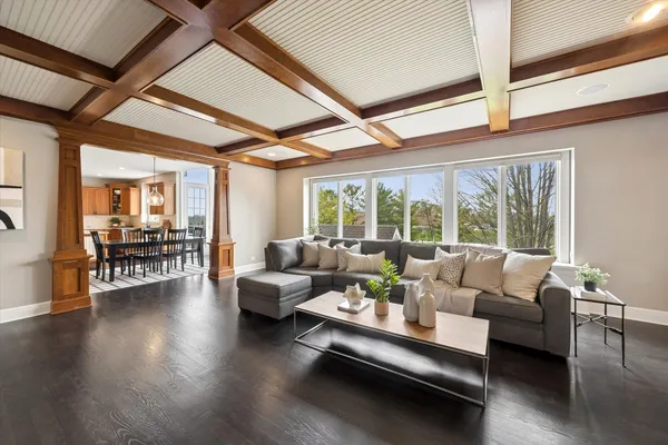 $1,250,000 | 521 River Ridge Drive, St. Charles, IL 60175