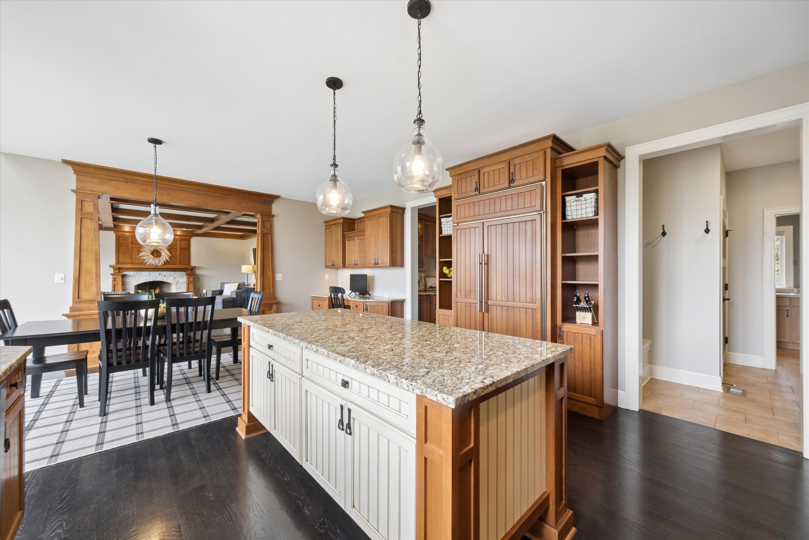521 River Ridge Drive St. Charles, IL 60175 - Photo 8 of 46 a kitchen with a table and chairs