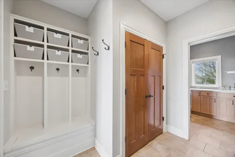 $1,250,000 | 521 River Ridge Drive, St. Charles, IL 60175