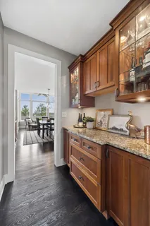 $1,250,000 | 521 River Ridge Drive, St. Charles, IL 60175