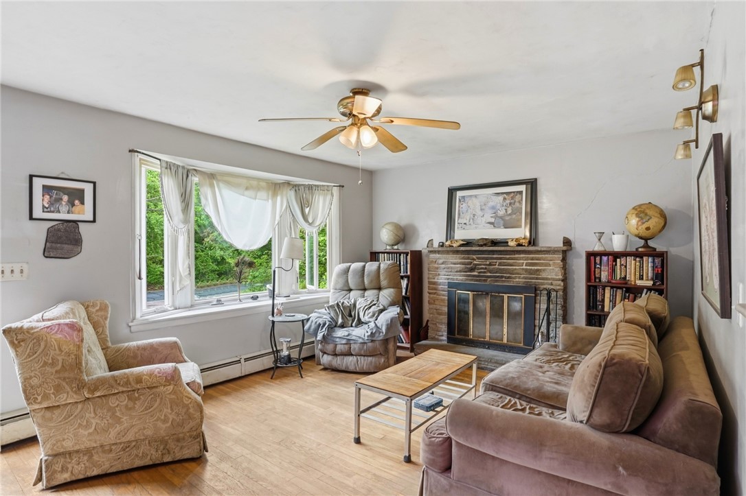 1556 Harkney Hill Road Coventry, RI 02816 - Photo 13 of 41