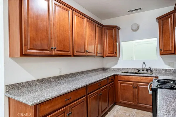 $799,000 | 1619 West 163rd Street, Compton, CA 90220