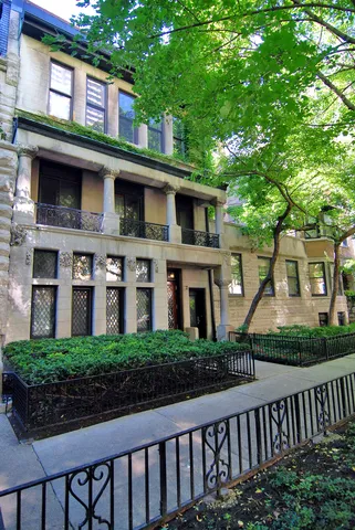 $2,250,000 | 1436 North Astor Street, Chicago, IL 60610