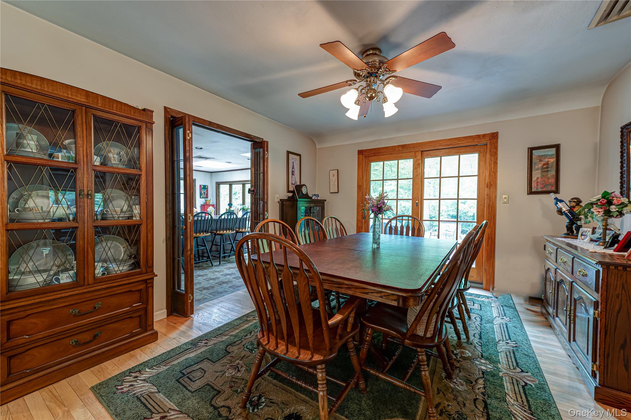 118 Harbor Road St. James, NY 11780 - Photo 4 of 18