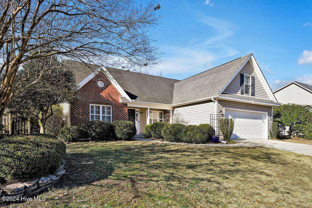 159 Emerald Ridge Drive Hampstead, NC 28443 - Photo 2 of 39 159EmeraldRidgeDrive-2