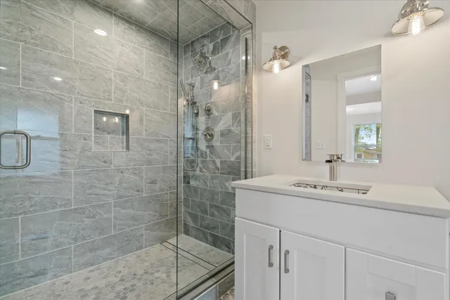 $1,370,000 | 6600 North Ballard Road, Appleton, WI 54913