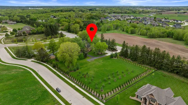 $1,370,000 | 6600 North Ballard Road, Appleton, WI 54913