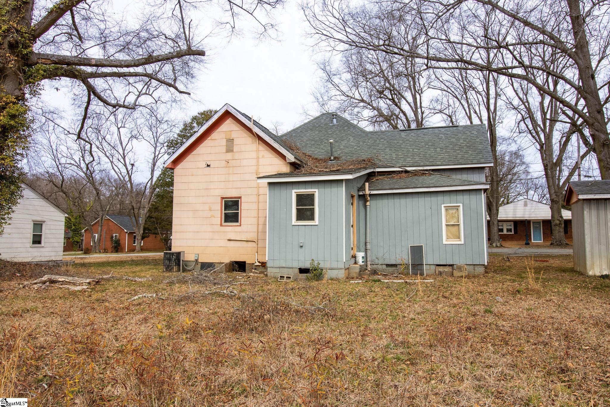 607 Holmes Street Gaffney, SC 29341 - Photo 11 of 18