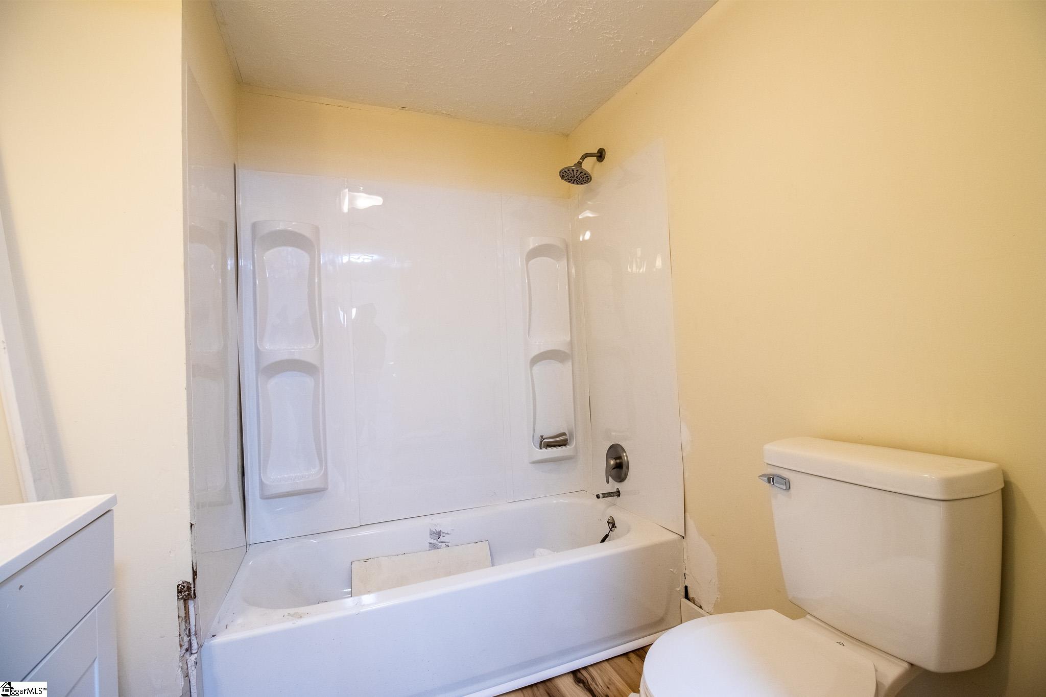 607 Holmes Street Gaffney, SC 29341 - Photo 13 of 18