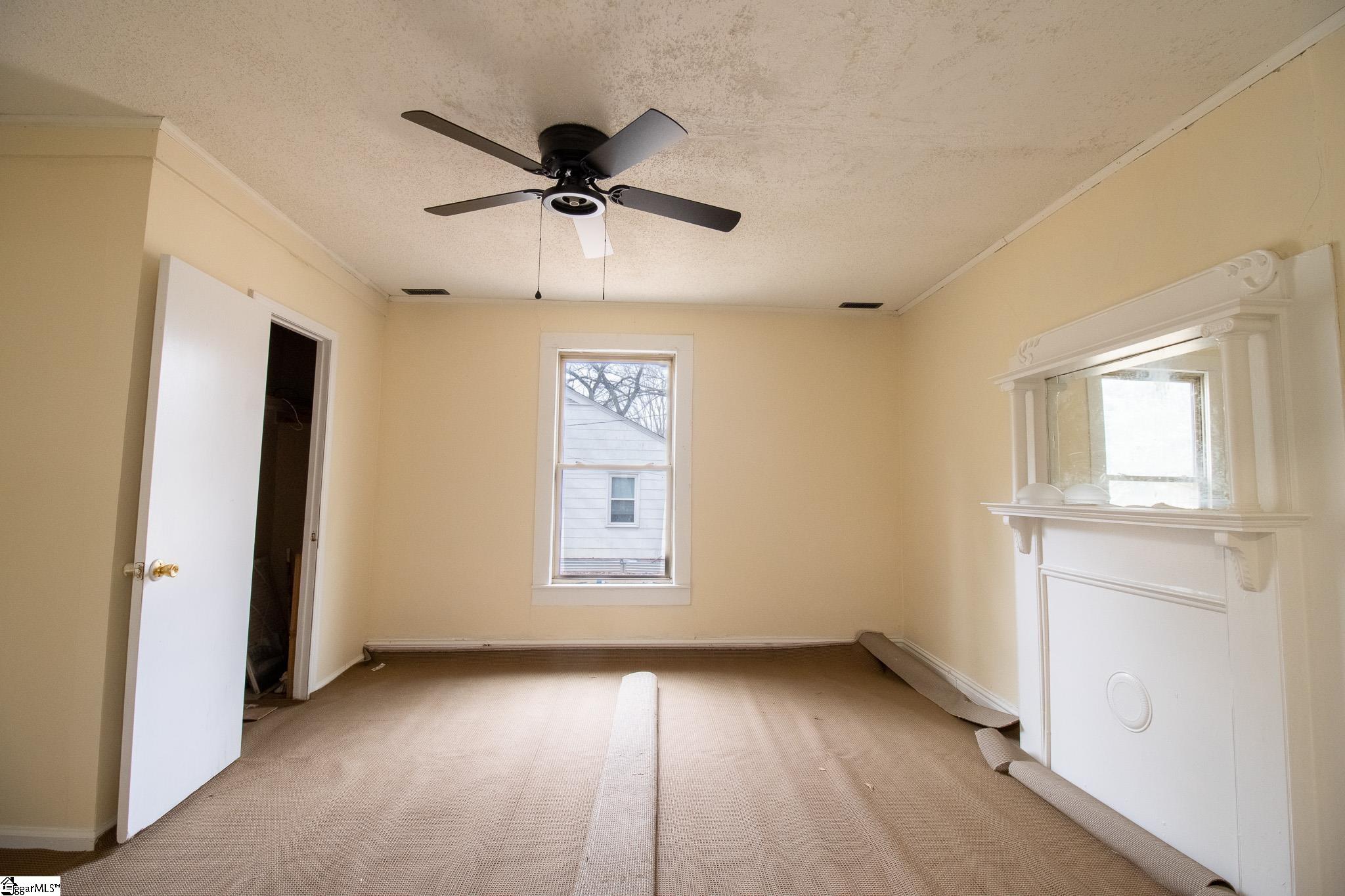 607 Holmes Street Gaffney, SC 29341 - Photo 5 of 18